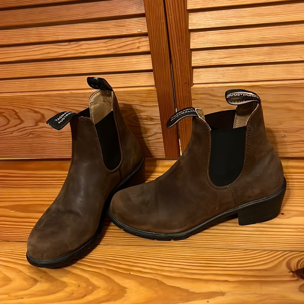Women’s Blundstone’s